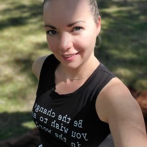 Meet your Posher, Amanda